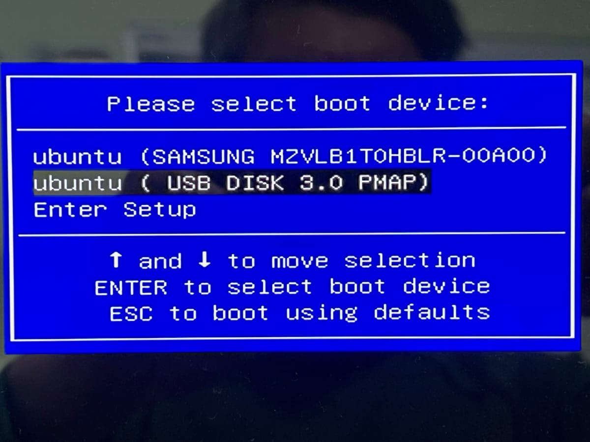 Virtual HPC Cluster USBの使い方